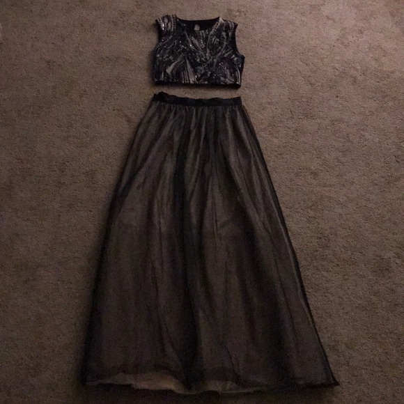 Bebe Black and Nude Crop-Top and Skirt Dress - Picture 2 of 4